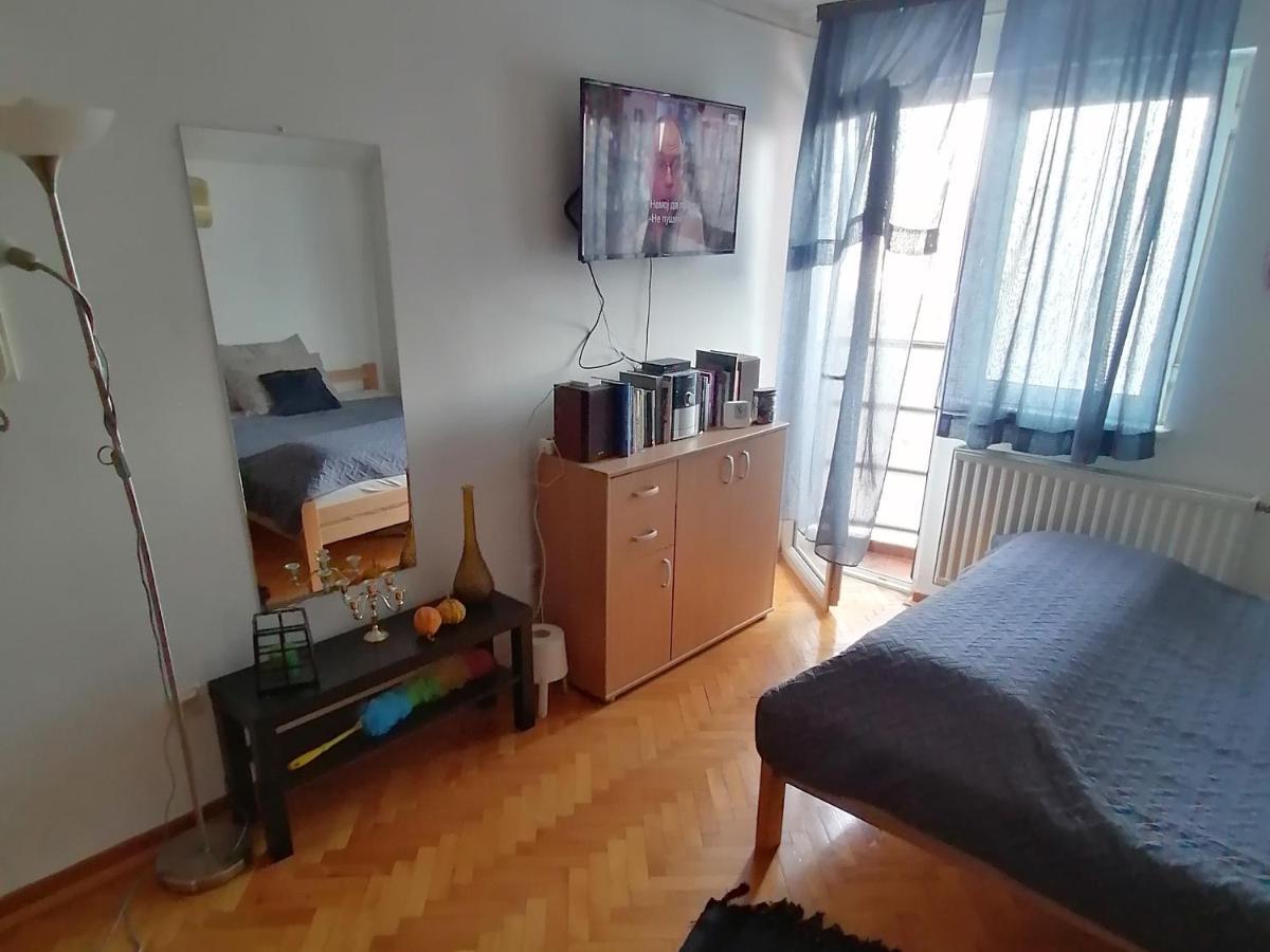 Appartamento Mansarda Kraljevo Esterno foto